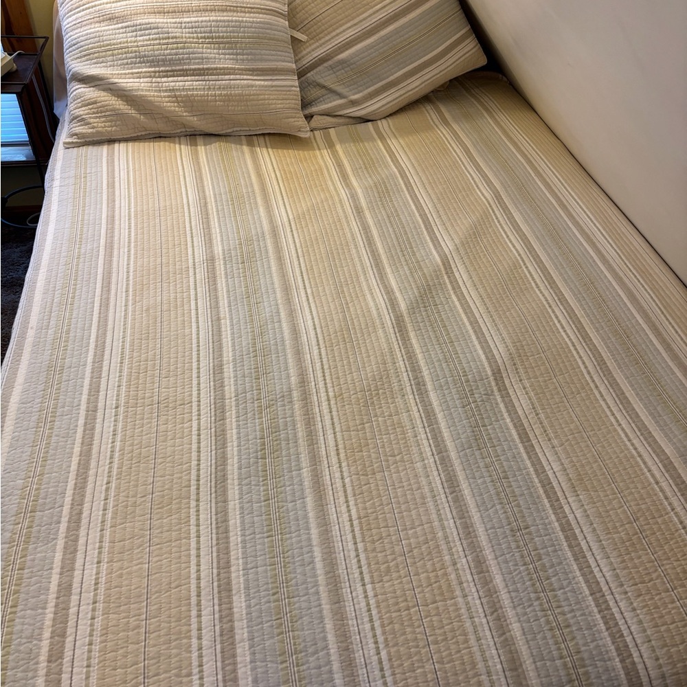 Full size coverlet